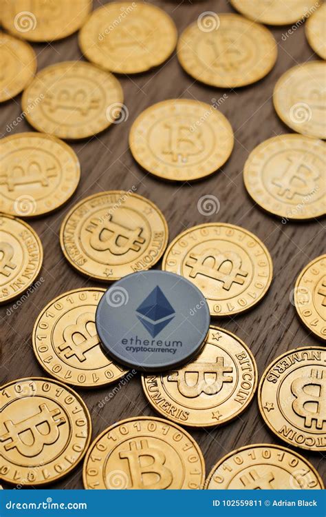 Ethereum: Why raw Bitcoin transaction are in hex format?
